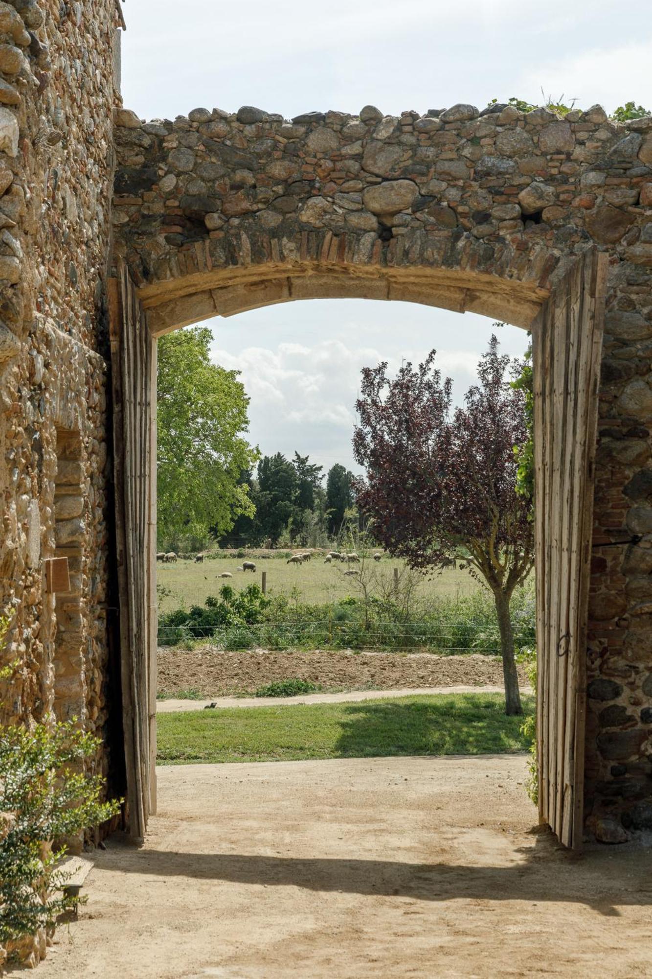 Hotel Castell De Vallgornera Peralada Kültér fotó