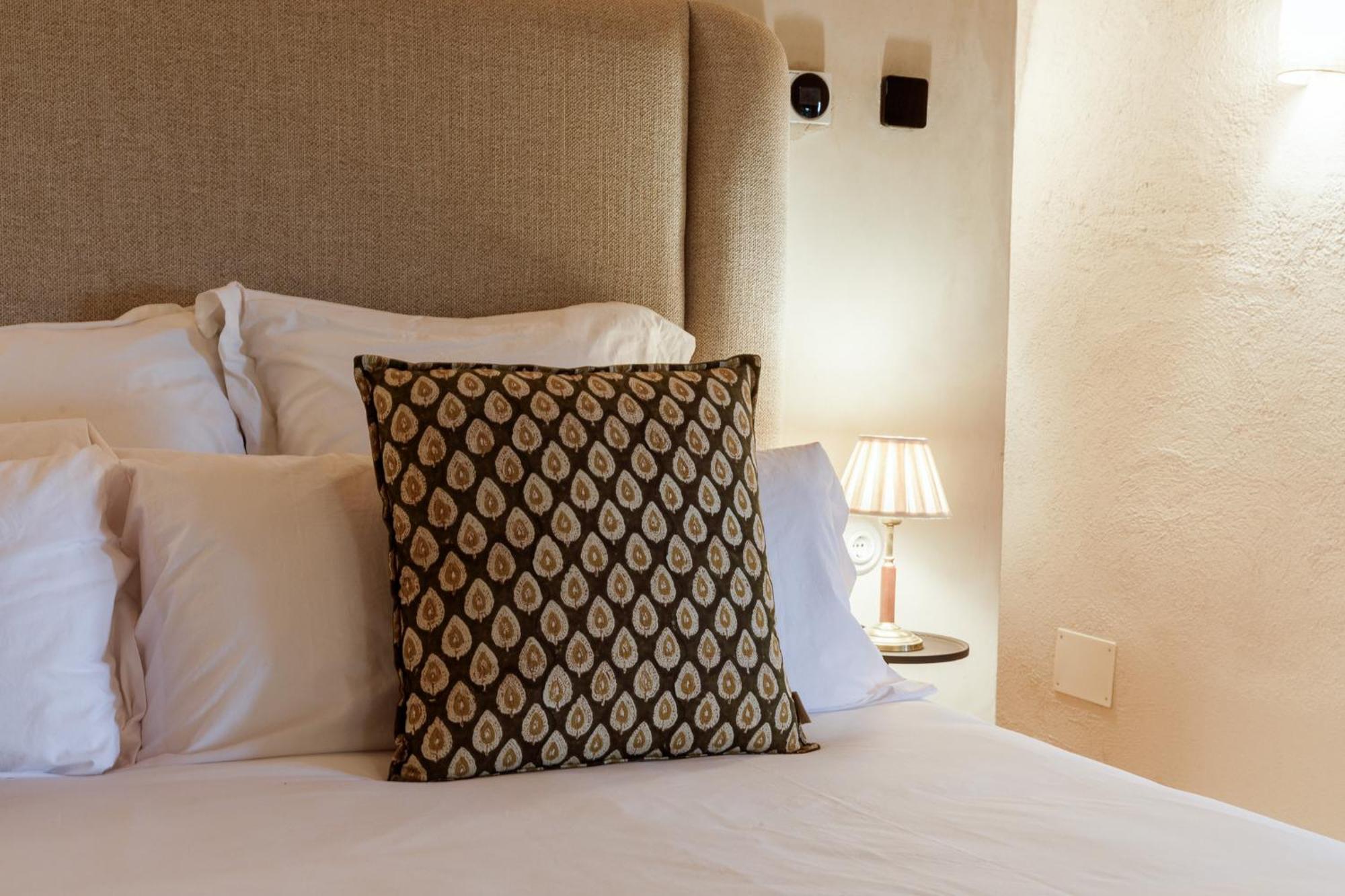 Hotel Castell De Vallgornera Peralada Kültér fotó