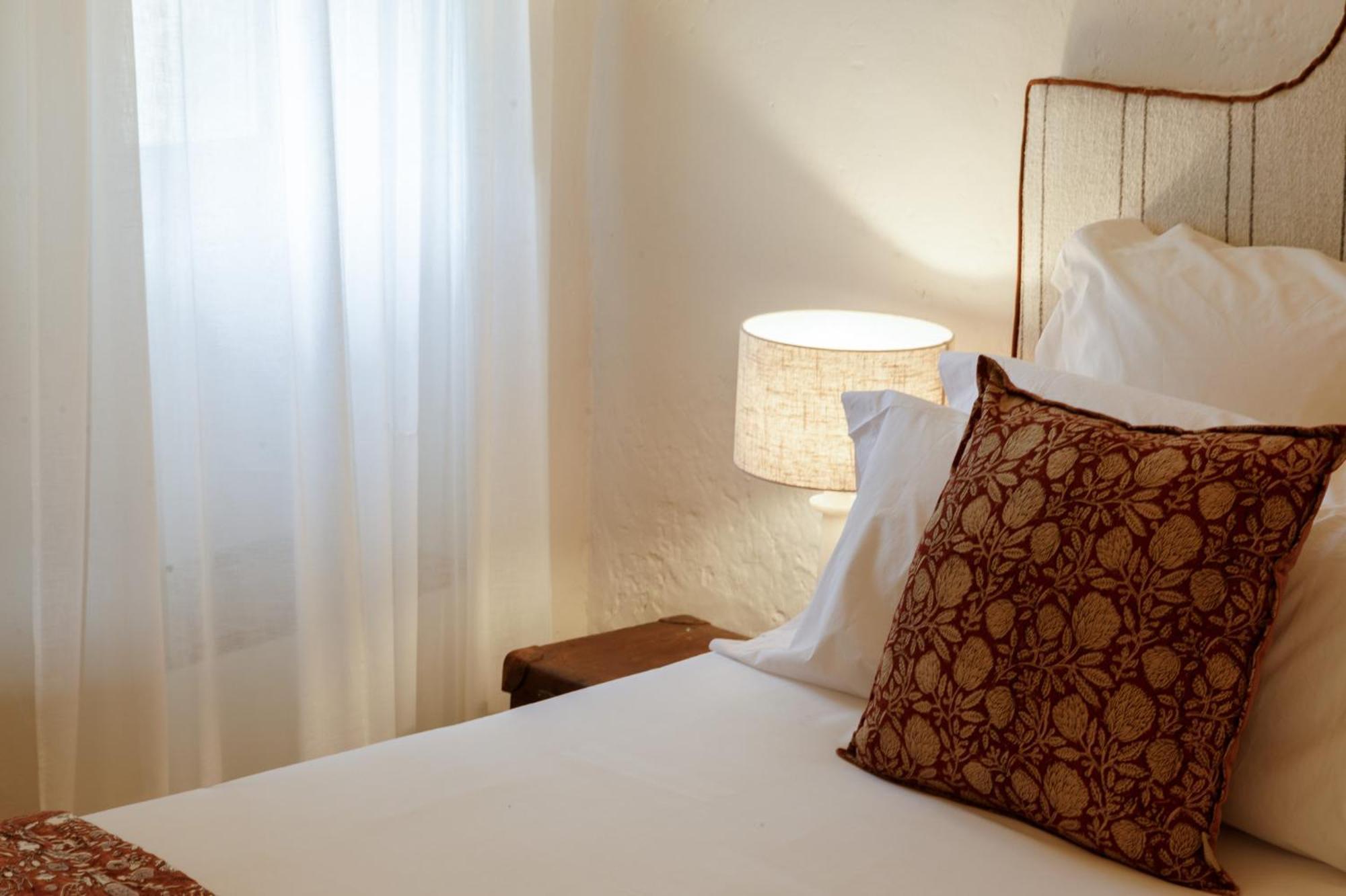 Hotel Castell De Vallgornera Peralada Kültér fotó